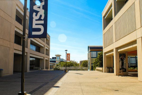 UTSA Paseo